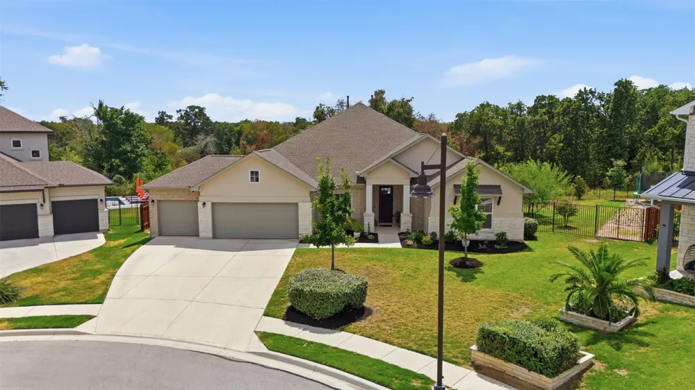 501 Great Lawn Cove Liberty Hill, TX 78642