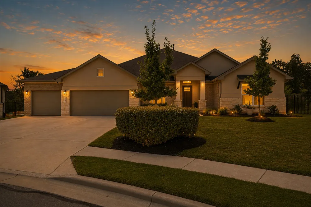 501 Great Lawn Cove Liberty Hill, TX 78642