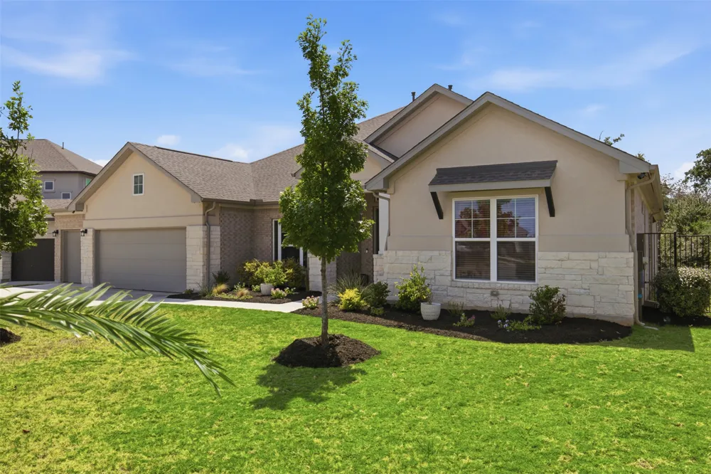 501 Great Lawn Cove Liberty Hill, TX 78642
