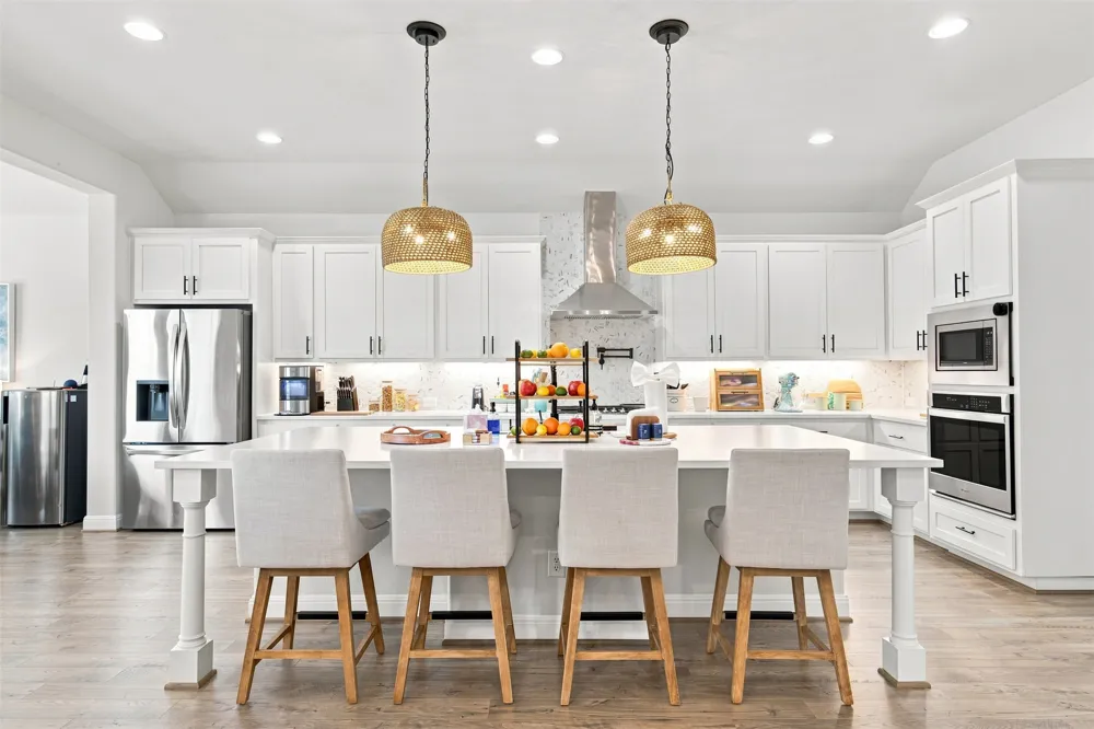 501 Great Lawn Cove Liberty Hill, TX 78642
