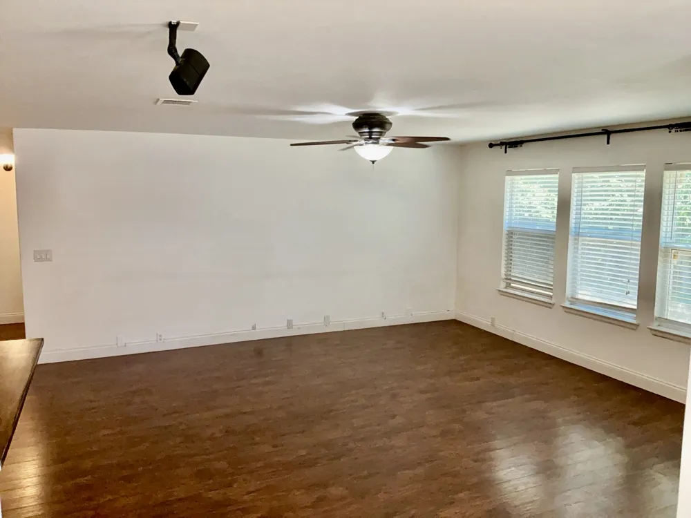 789 Kingfisher Lane Leander, TX 78641