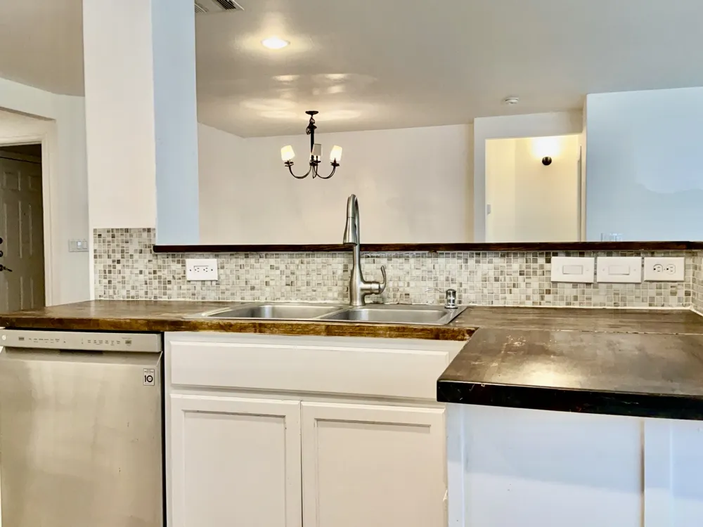 789 Kingfisher Lane Leander, TX 78641