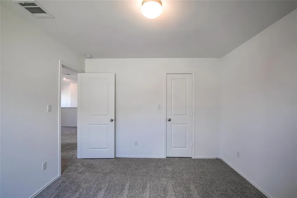 140 Joe Kidd Lane Jarrell, TX 76537