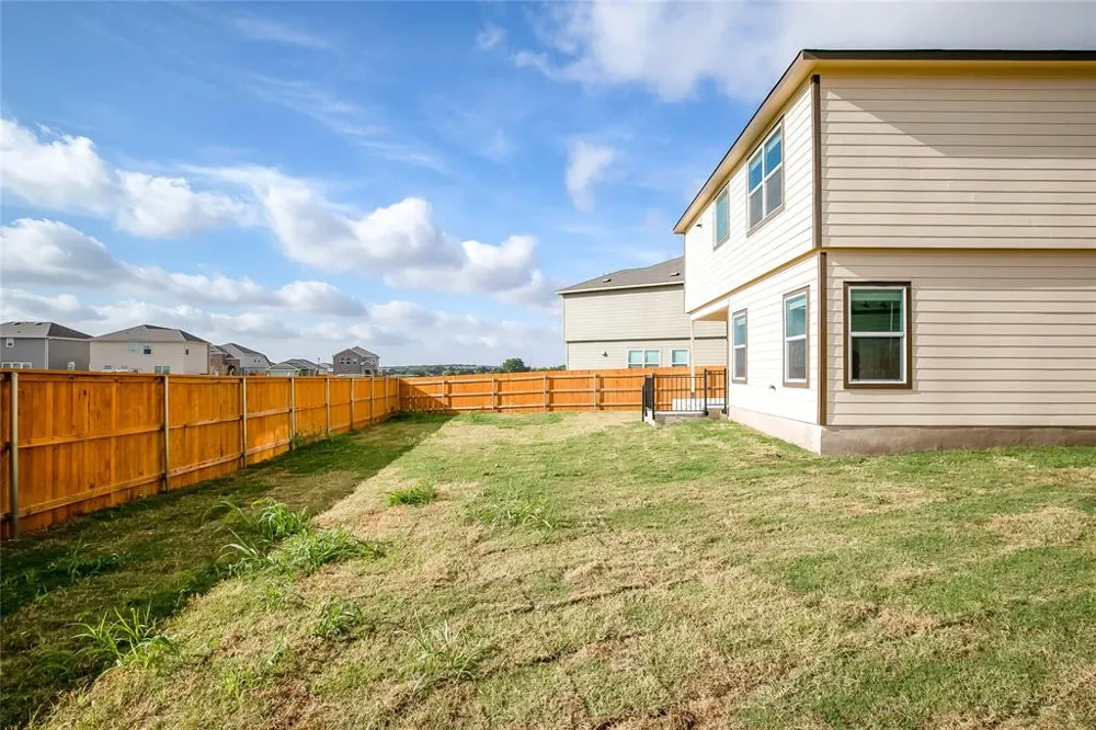 140 Joe Kidd Lane Jarrell, TX 76537