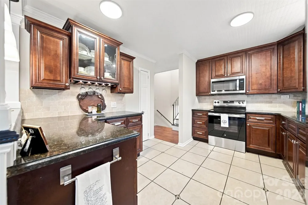 2219 36th Avenue NE Hickory, NC 28601