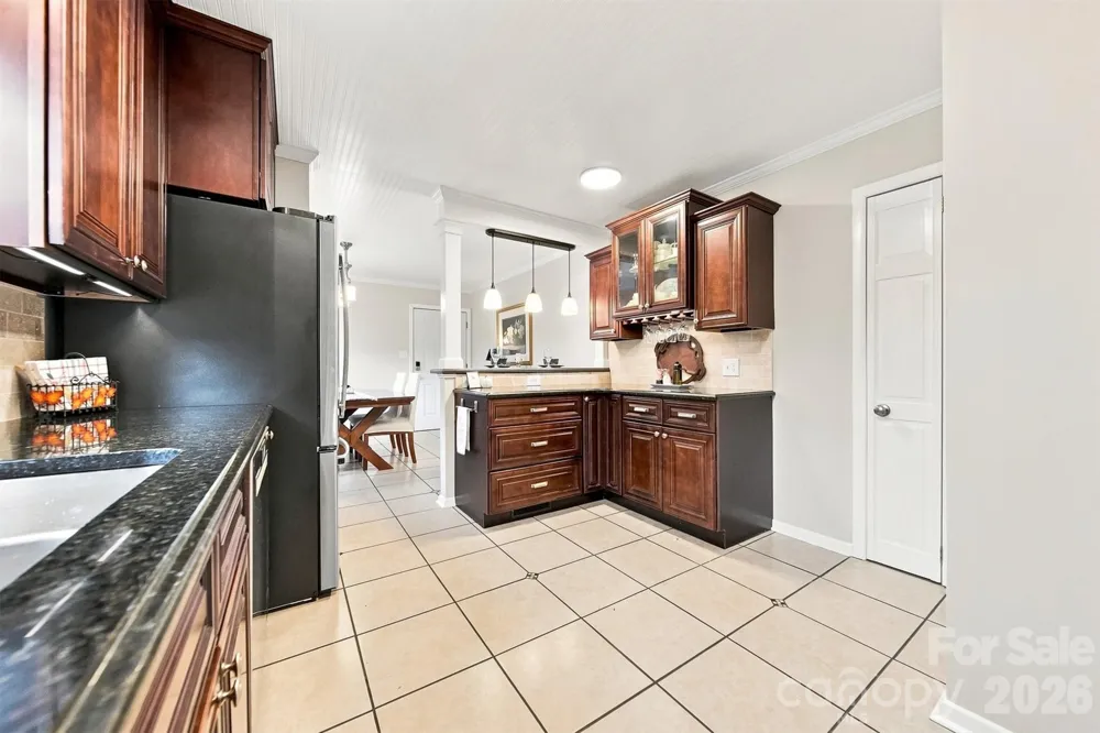 2219 36th Avenue NE Hickory, NC 28601
