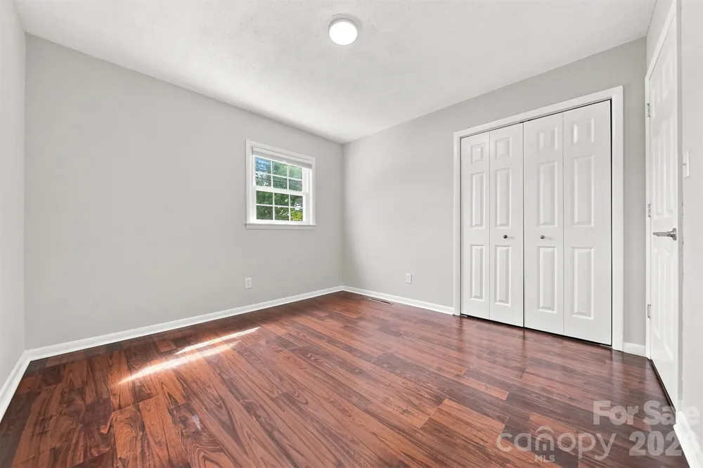 2219 36th Avenue NE Hickory, NC 28601