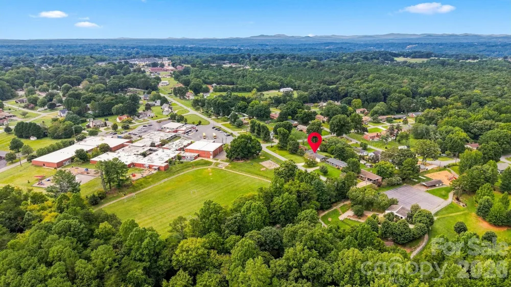 2219 36th Avenue NE Hickory, NC 28601