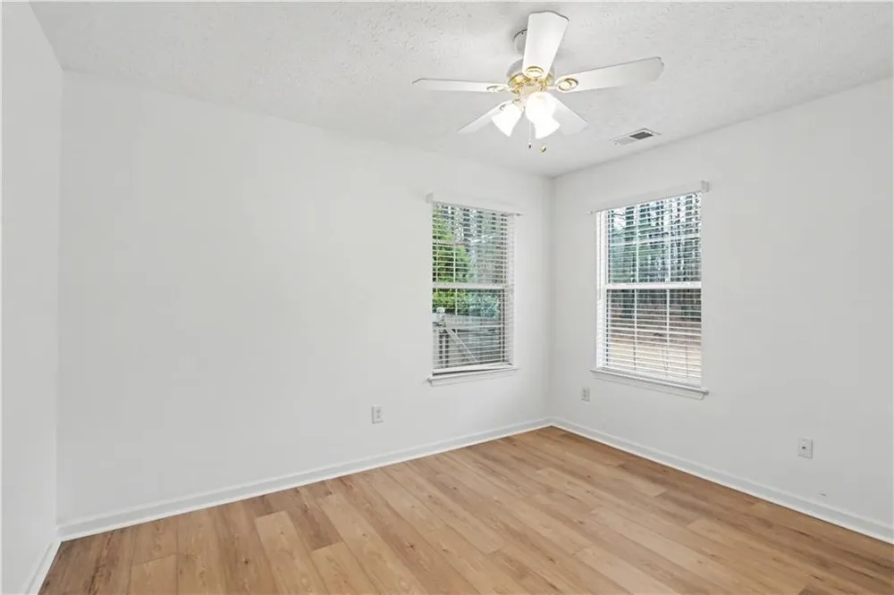 3758 NW Vineyards Lake Circle NW #8 Kennesaw, GA 30144