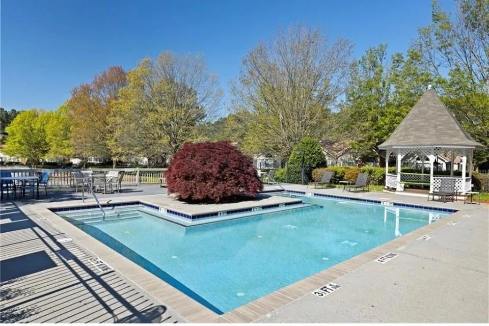3758 NW Vineyards Lake Circle NW #8 Kennesaw, GA 30144