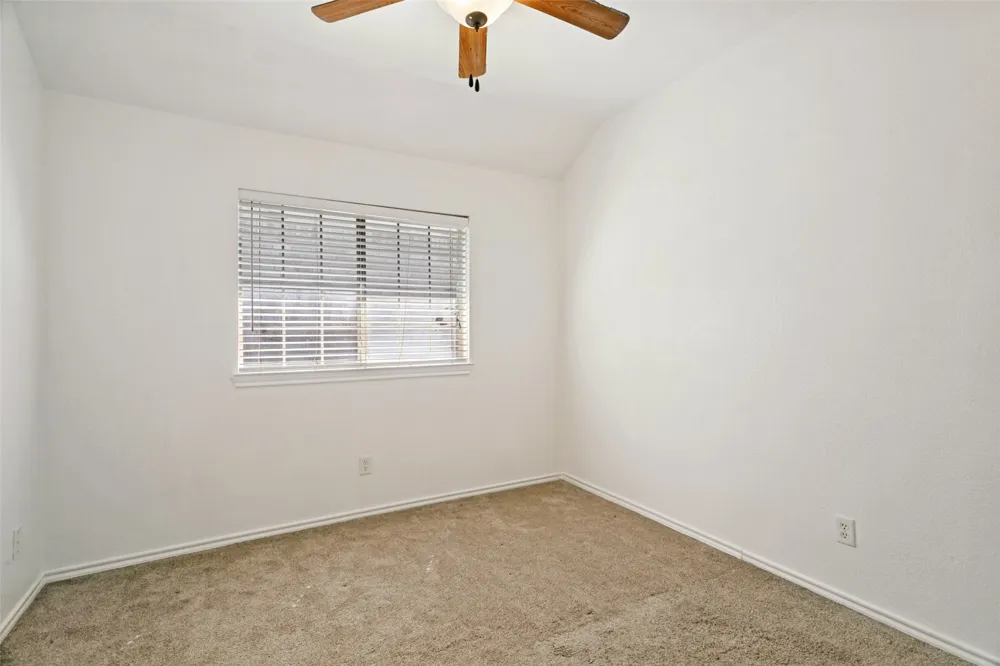 513 Creek Court Lewisville, TX 75067