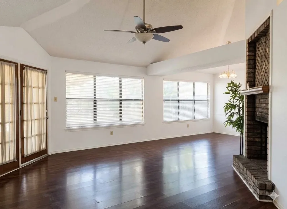 2401 Cortland Circle Rowlett, TX 75088
