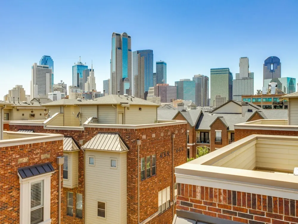 909 City Side Lane Dallas, TX 75201