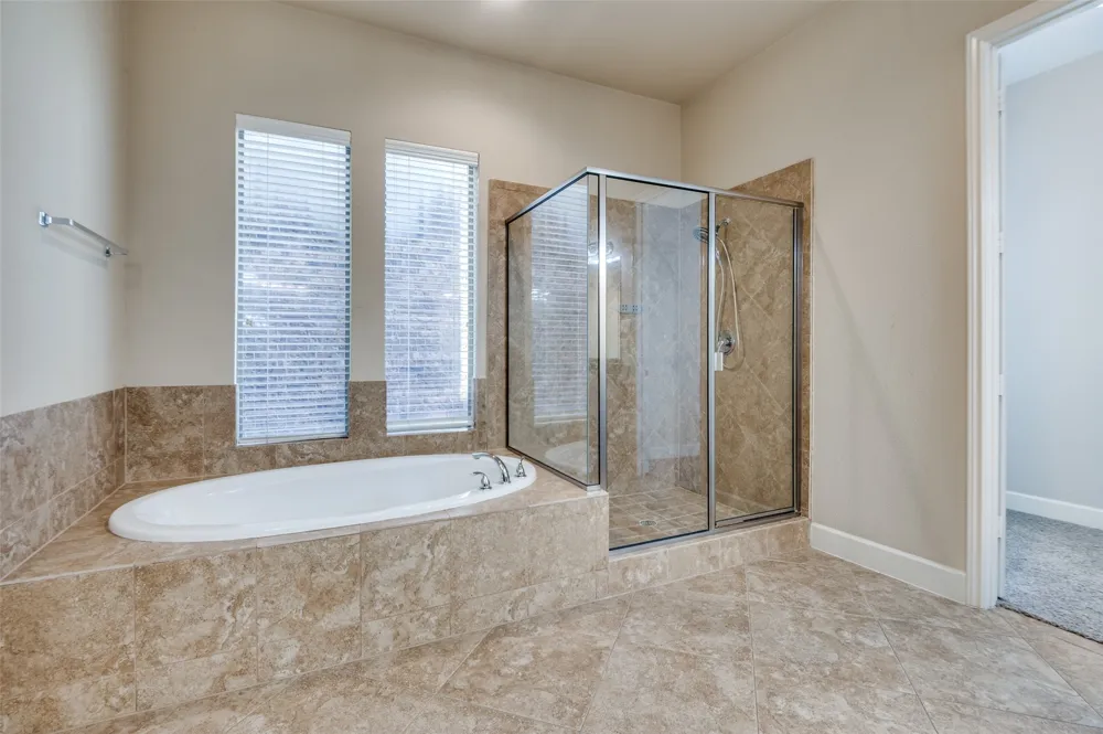909 City Side Lane Dallas, TX 75201