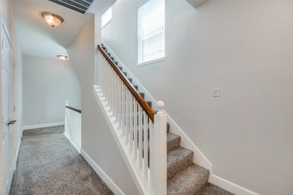 909 City Side Lane Dallas, TX 75201