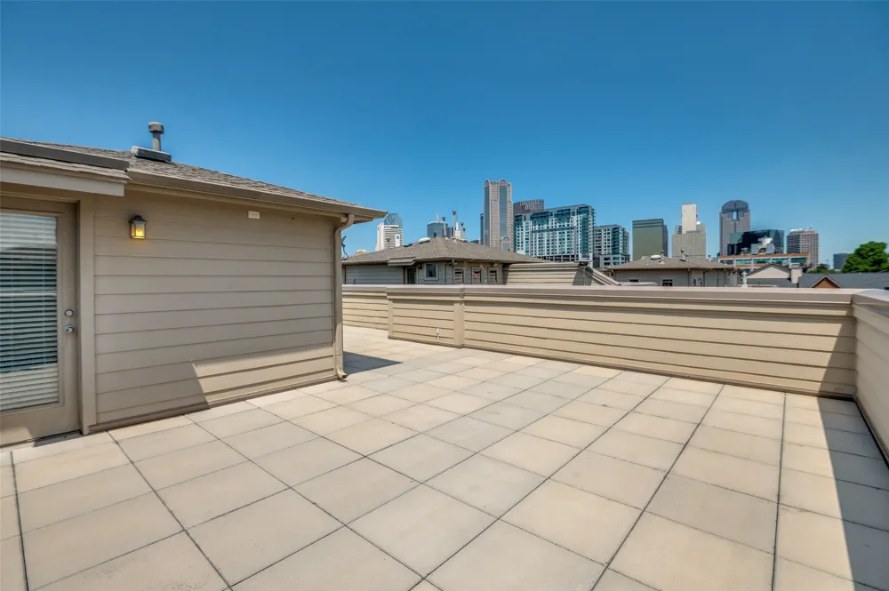909 City Side Lane Dallas, TX 75201