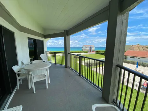 5801 Ocean Boulevard #208