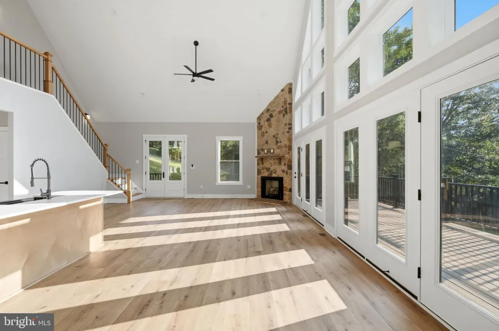270 COUNTRY ROAD Harpers Ferry, WV 25425