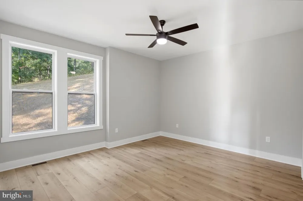 270 COUNTRY ROAD Harpers Ferry, WV 25425