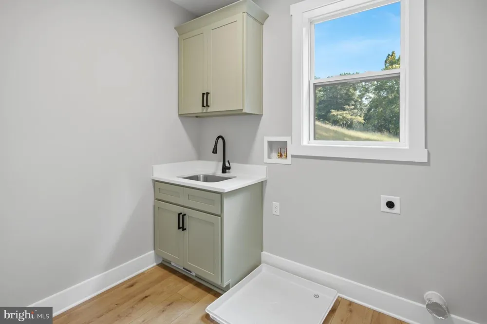 270 COUNTRY ROAD Harpers Ferry, WV 25425