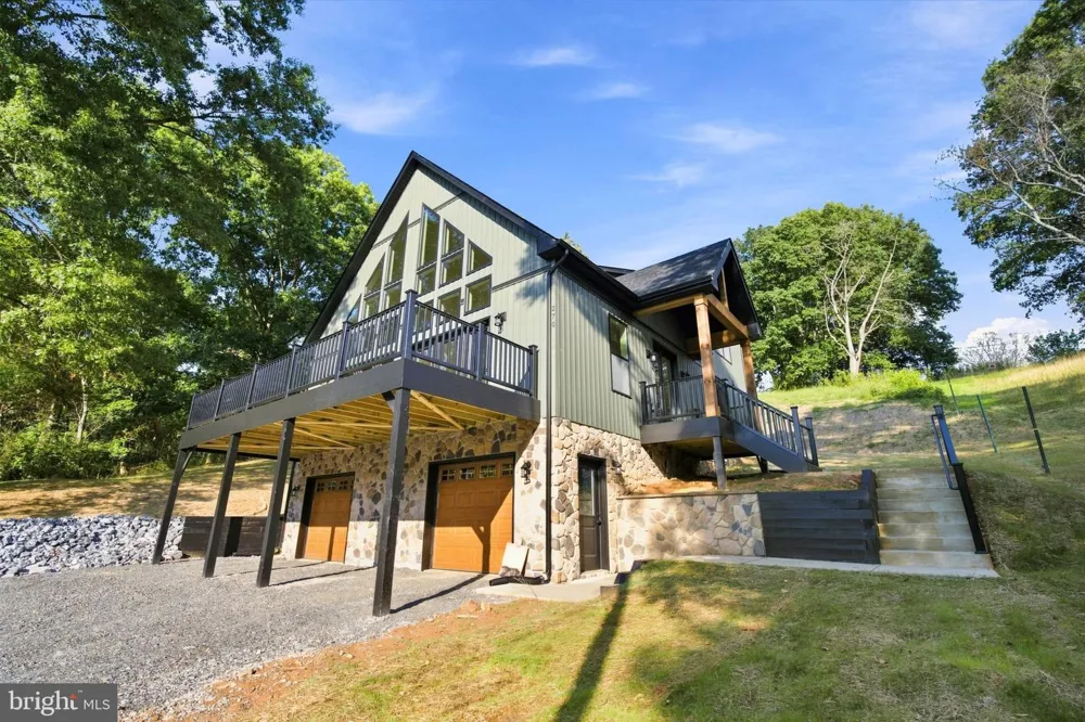 270 COUNTRY ROAD Harpers Ferry, WV 25425