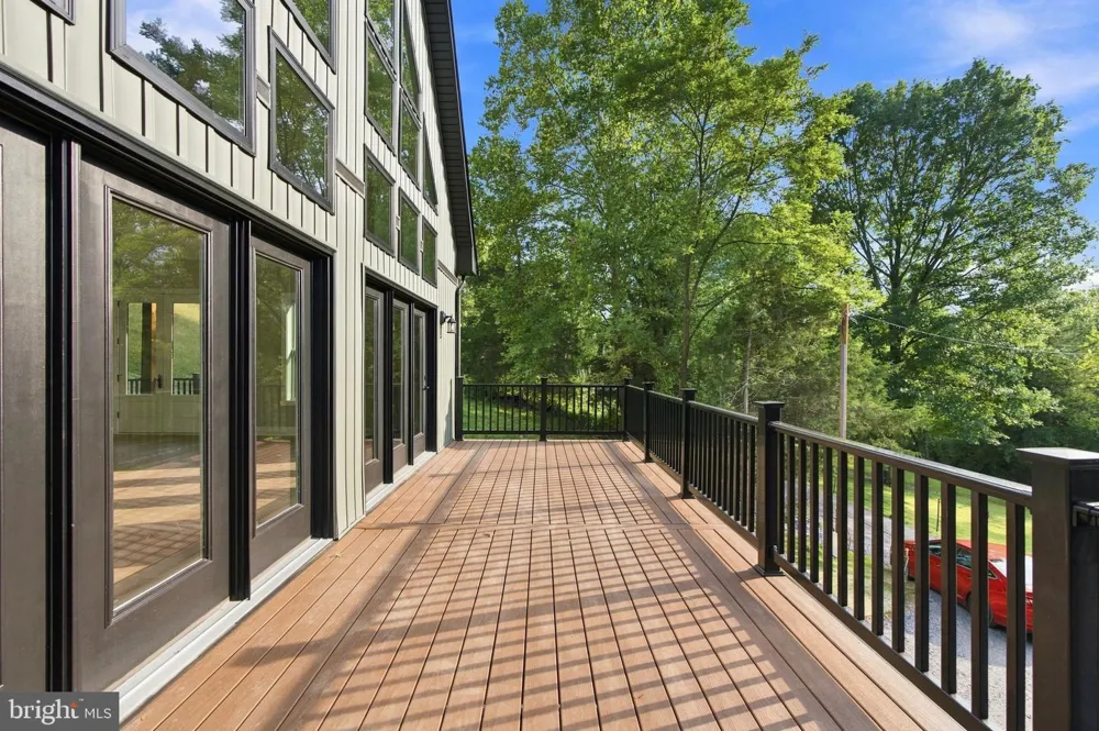 270 COUNTRY ROAD Harpers Ferry, WV 25425