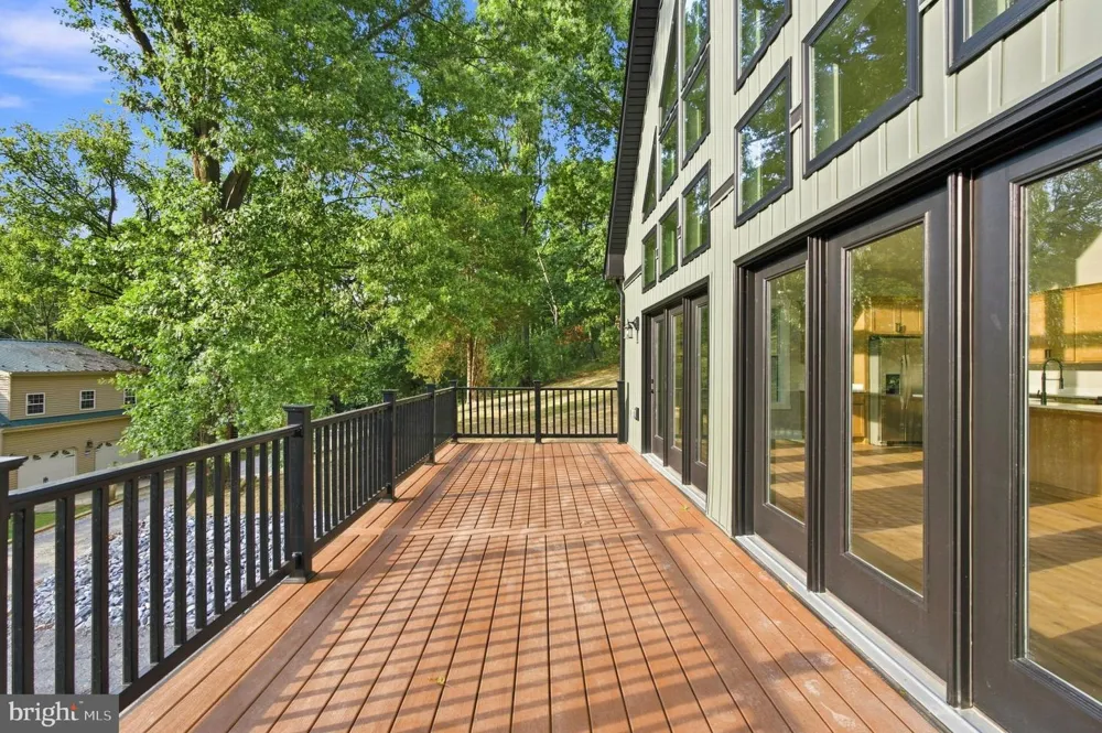 270 COUNTRY ROAD Harpers Ferry, WV 25425