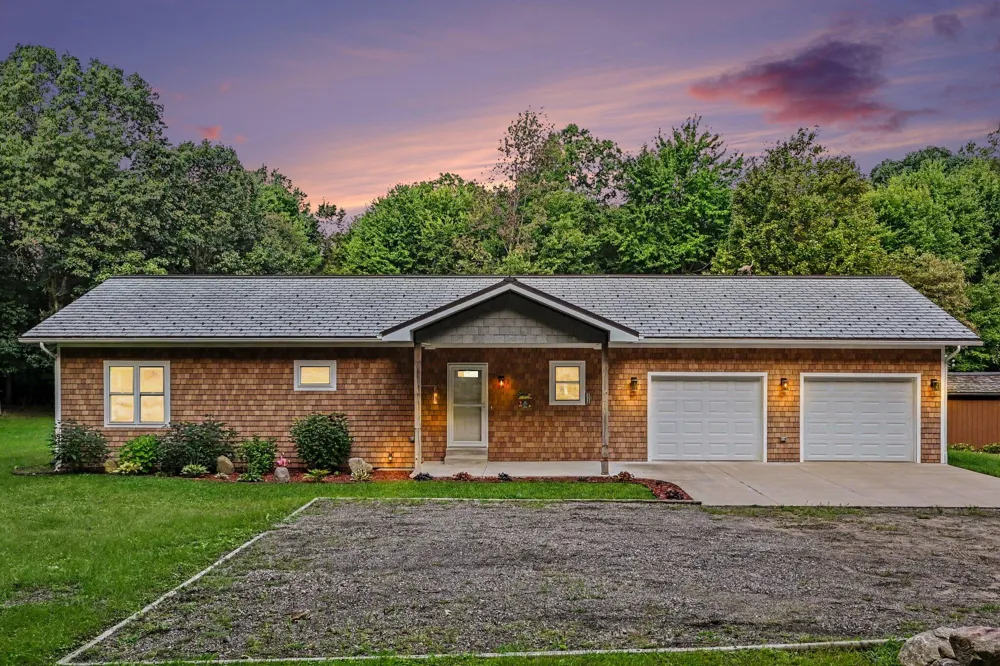 69624 Gumwood Road Niles, MI 49120
