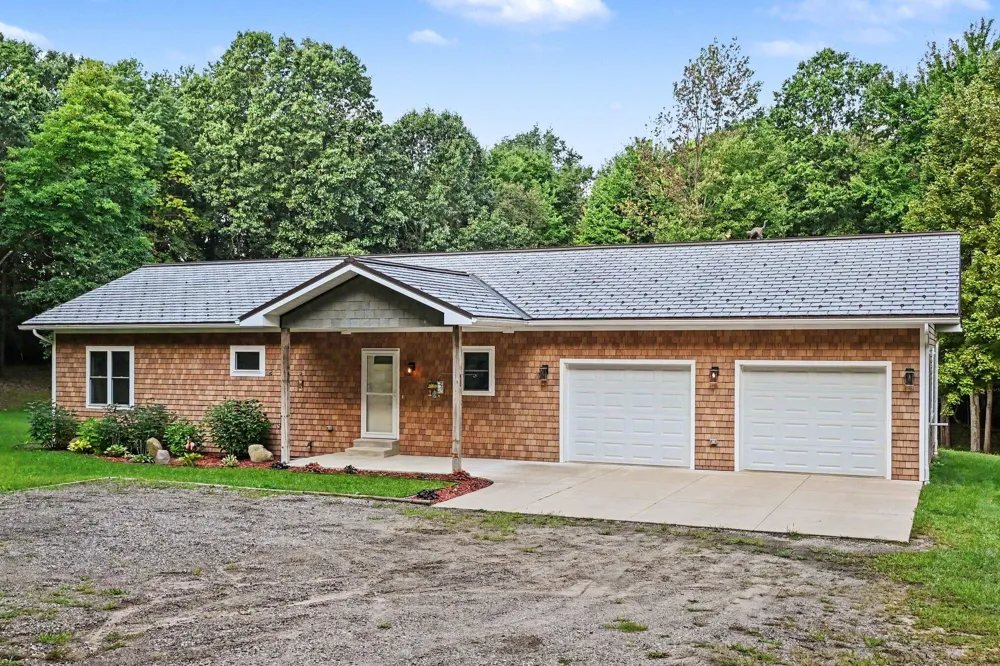 69624 Gumwood Road Niles, MI 49120