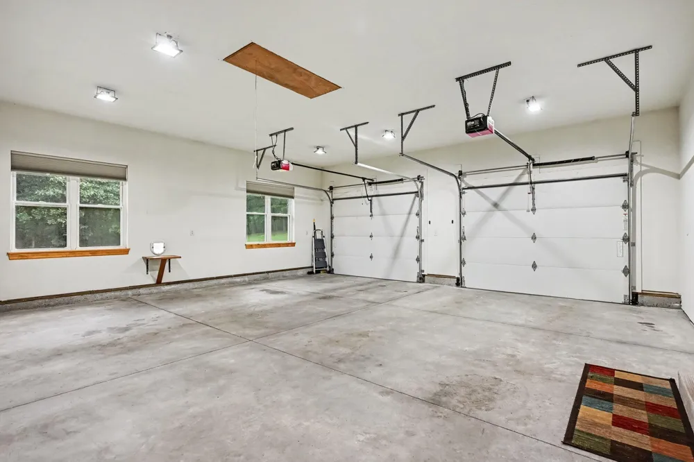 69624 Gumwood Road Niles, MI 49120