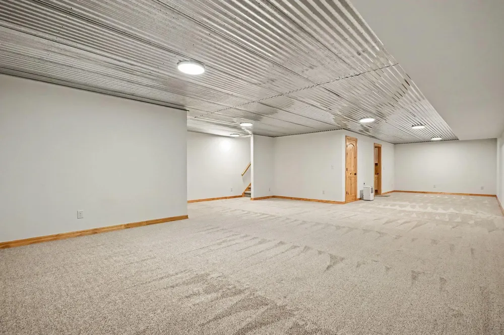 69624 Gumwood Road Niles, MI 49120