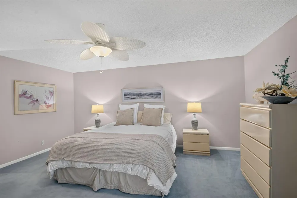 5801 Ocean Boulevard Ocean Ridge, FL 33435