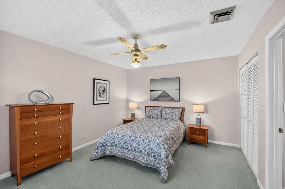 5801 Ocean Boulevard Ocean Ridge, FL 33435