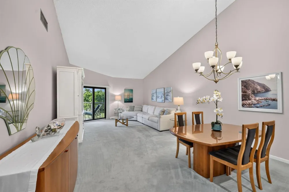 5801 Ocean Boulevard Ocean Ridge, FL 33435