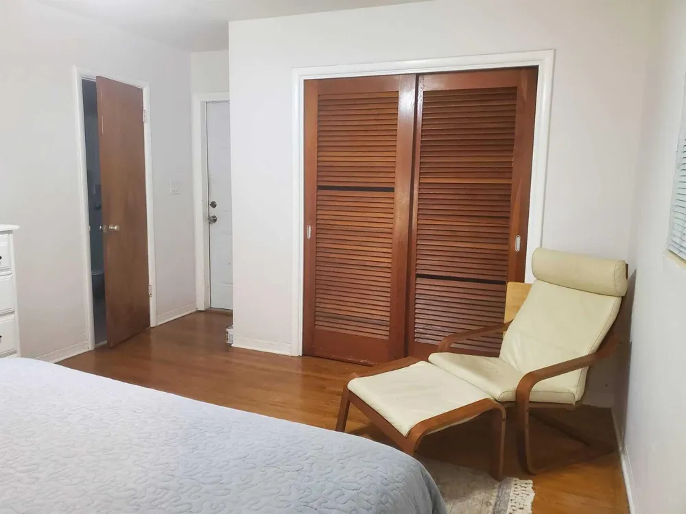 2610 TAYLOR STREET Hollywood, FL 33020