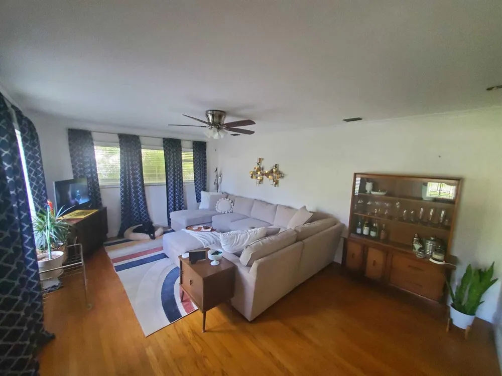 2610 TAYLOR STREET Hollywood, FL 33020