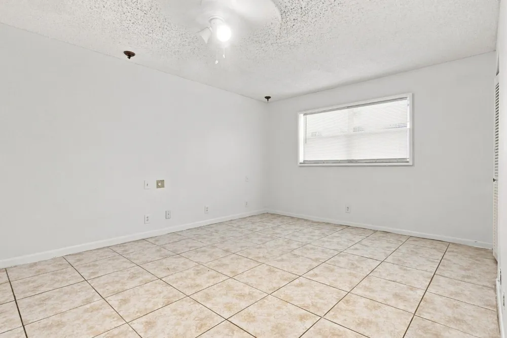 3280 Spanish Moss Terrace #401 Lauderhill, FL 33319