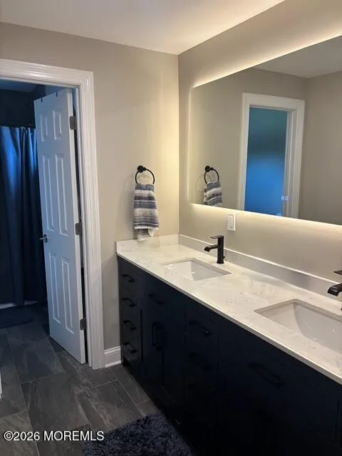 33 Barbara Lane Oakhurst, NJ 07755