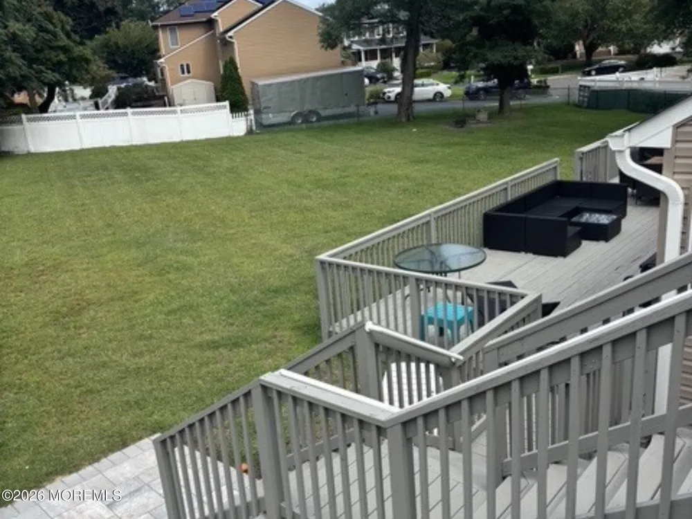 33 Barbara Lane Oakhurst, NJ 07755
