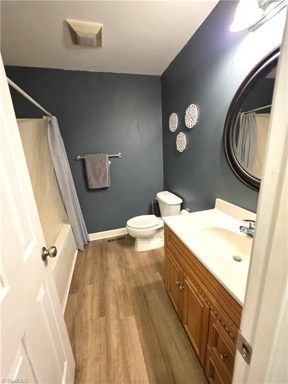 845 Hidden Court Asheboro, NC 27205