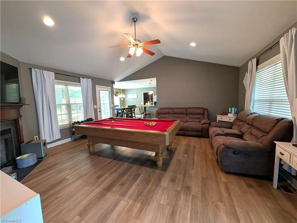 845 Hidden Court Asheboro, NC 27205