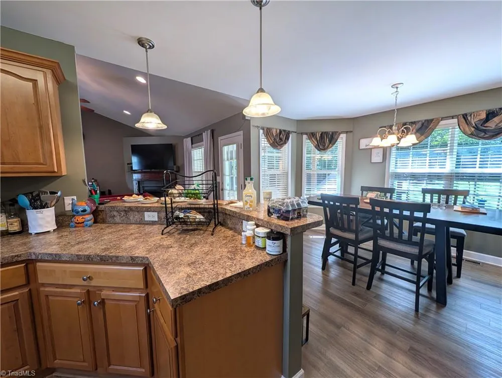 845 Hidden Court Asheboro, NC 27205