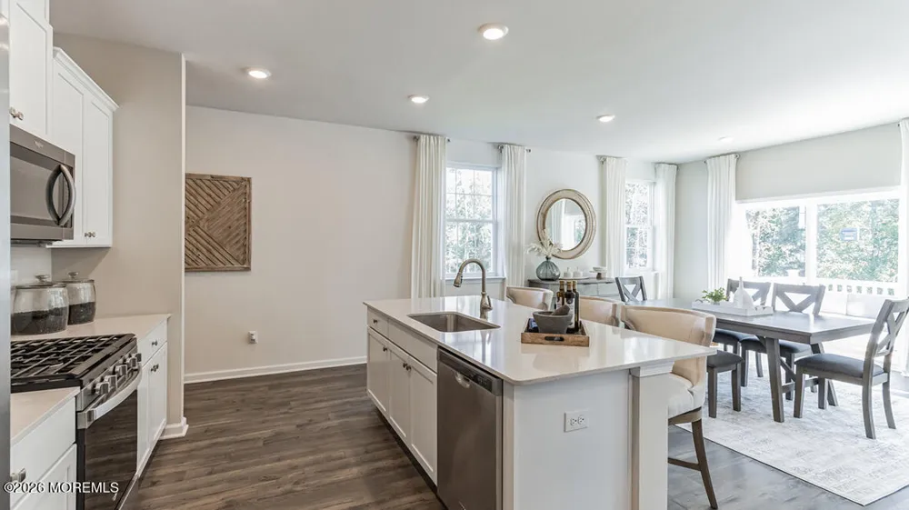 34 Mantoloking Drive Jackson, NJ 08527