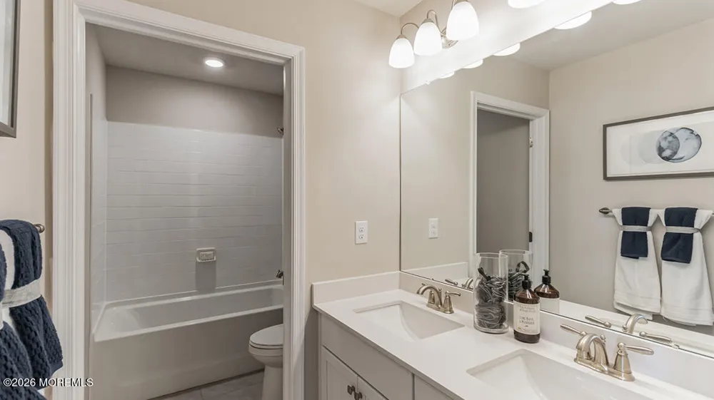 34 Mantoloking Drive Jackson, NJ 08527