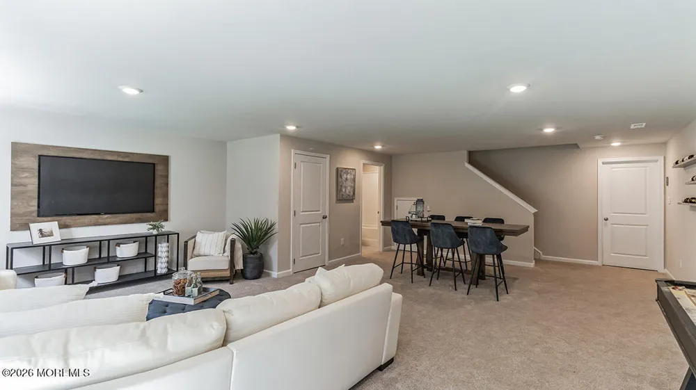 34 Mantoloking Drive Jackson, NJ 08527