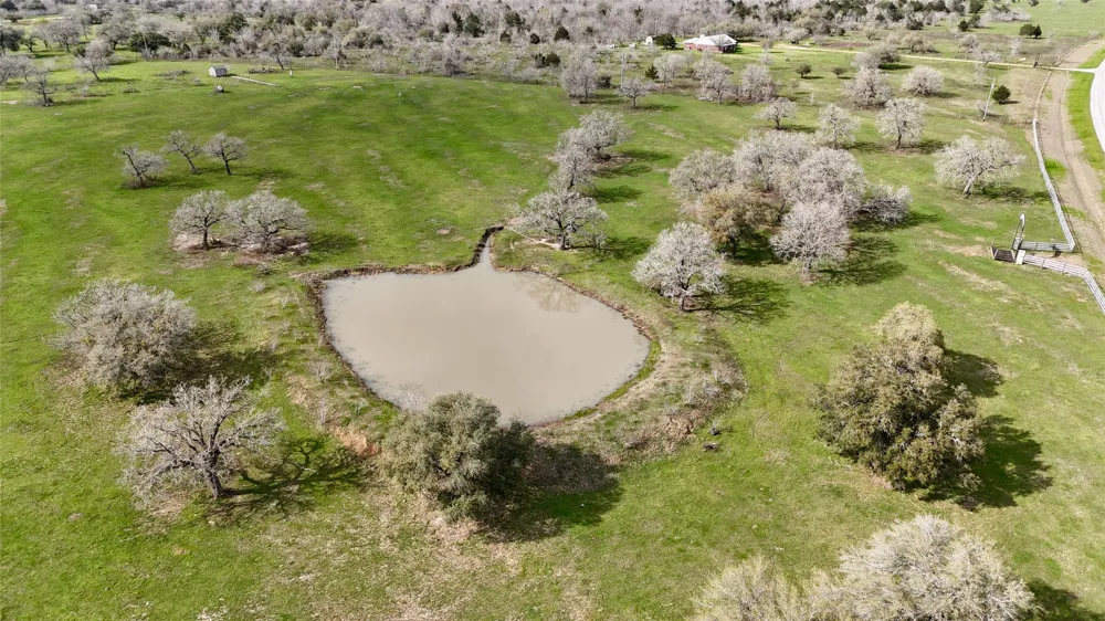 15220 State Highway 95 Flatonia, TX 78941