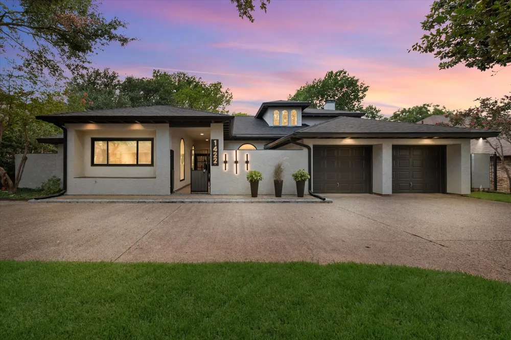 1422 Country Club Road Arlington, TX 76013