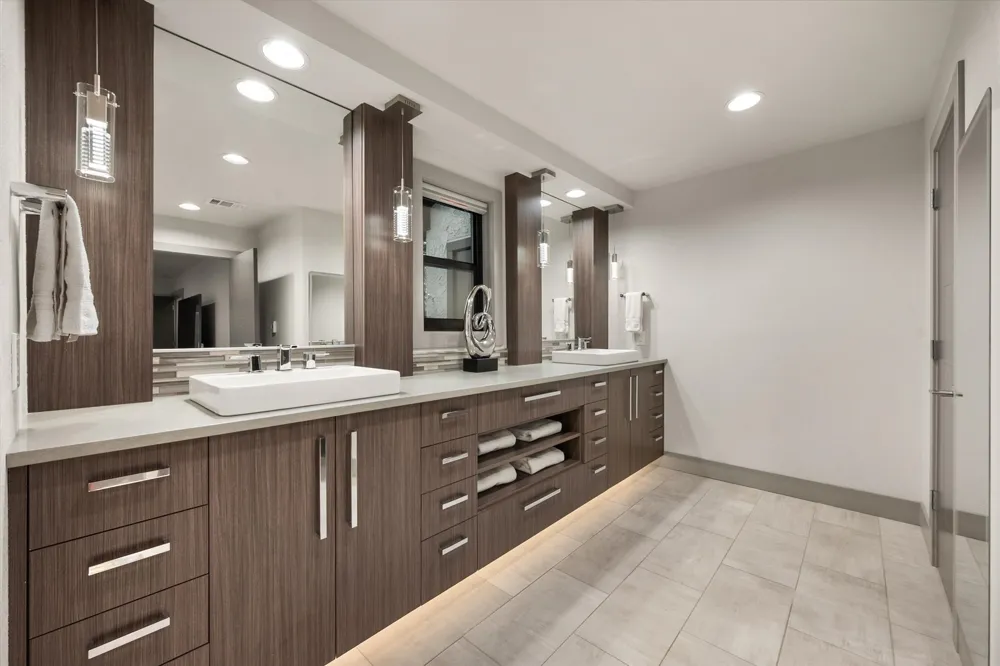 1422 Country Club Road Arlington, TX 76013