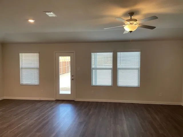 3116 Kingsgarden Road Denton, TX 76207