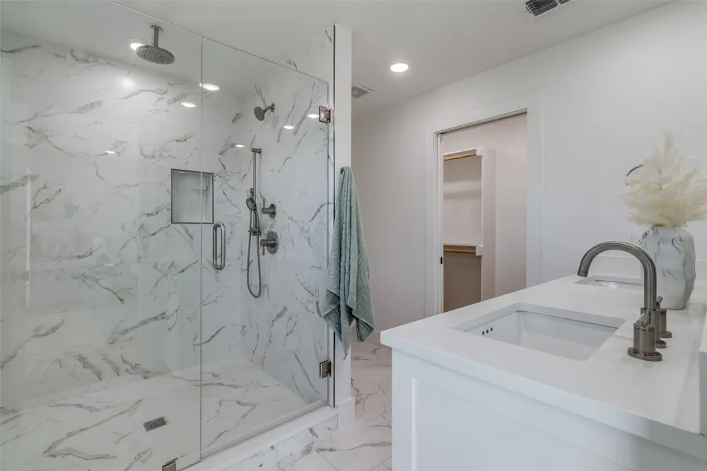 4701 San Jacinto Street #101 Dallas, TX 75204